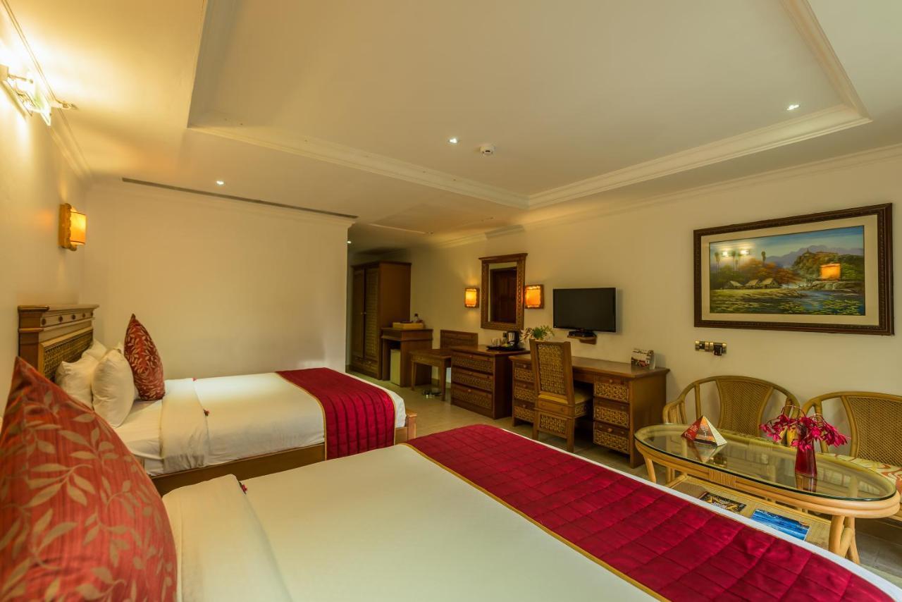 Chariot Beach Resort Mahabalipuram Exteriör bild