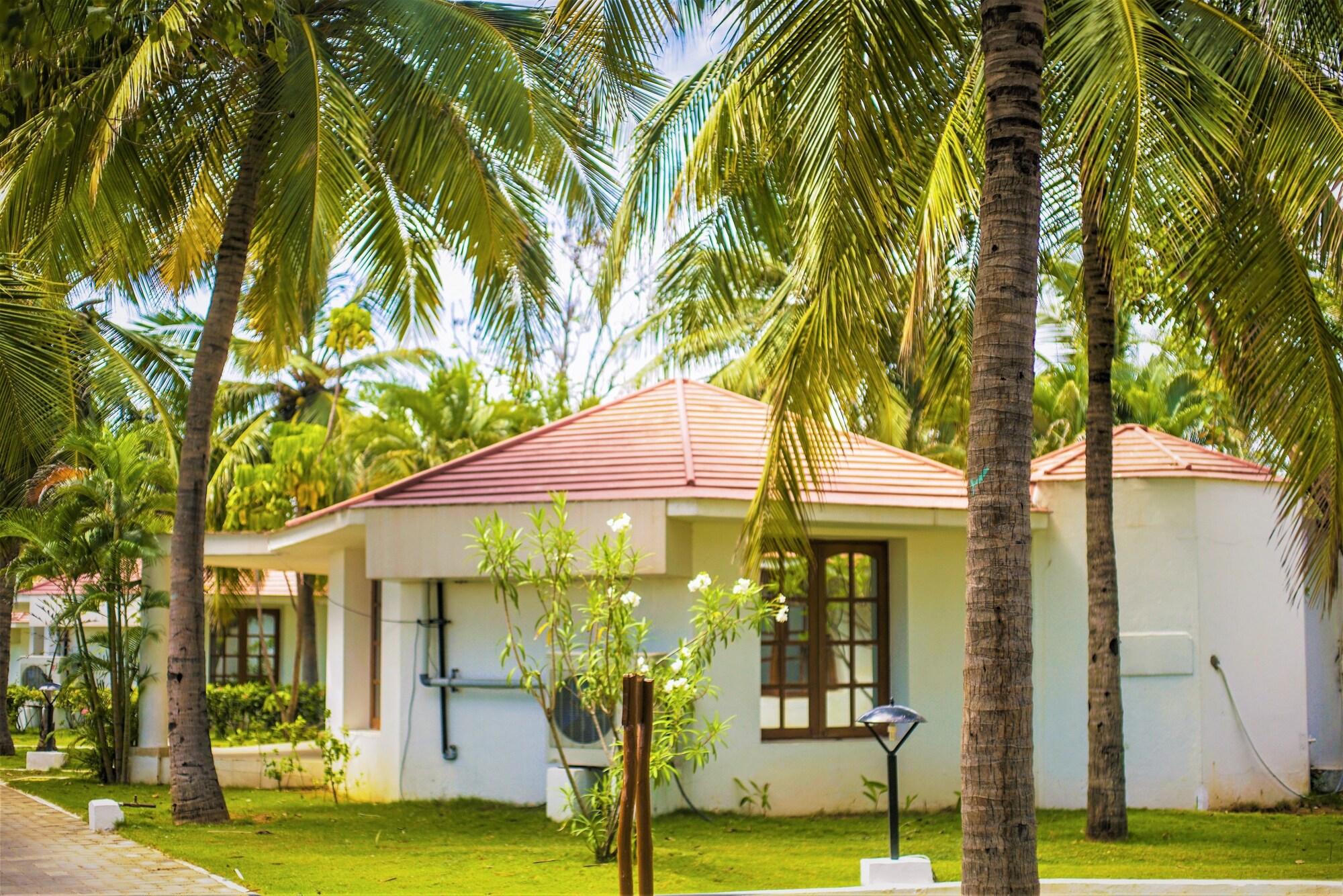 Chariot Beach Resort Mahabalipuram Exteriör bild